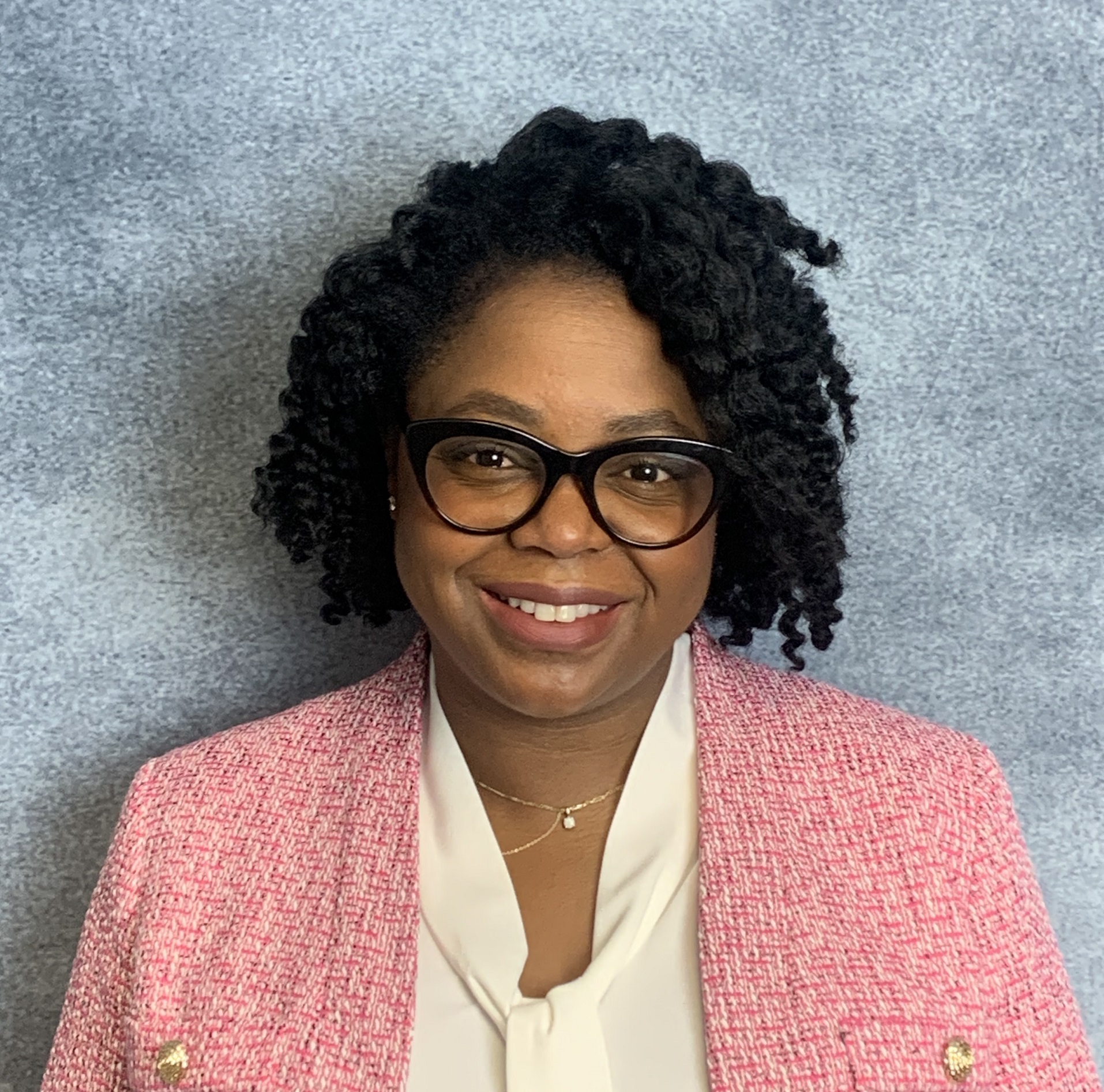 dr. Keri Lee Pinnock