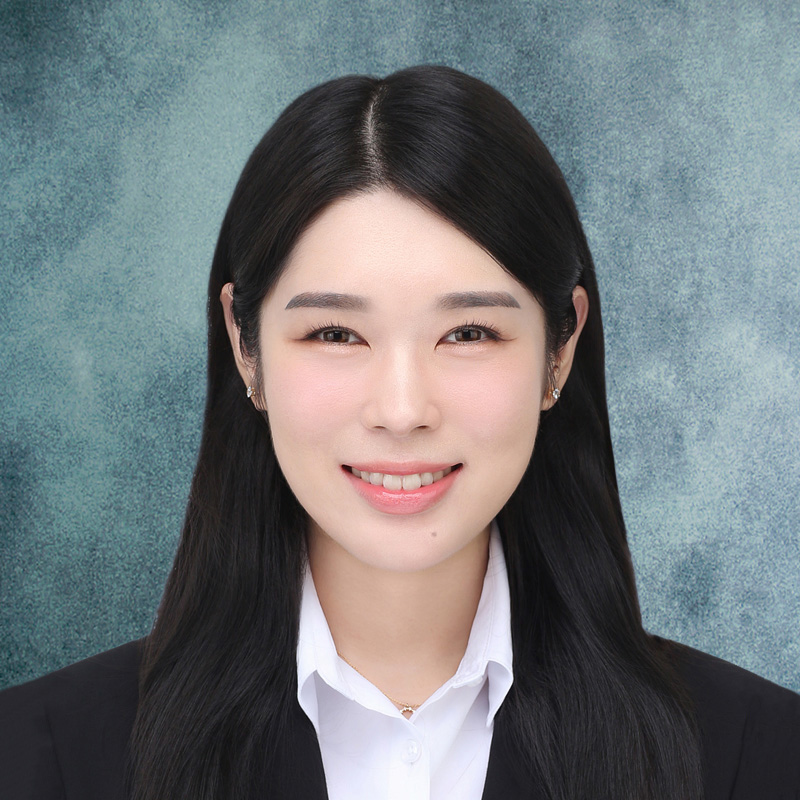 Dr. Alicia Jiang