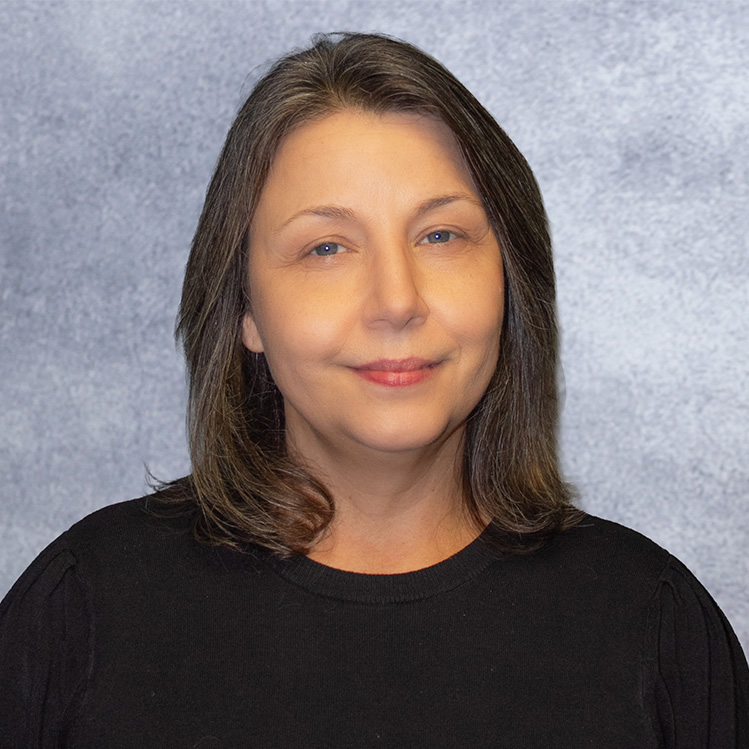 headshot of Stacey Milak