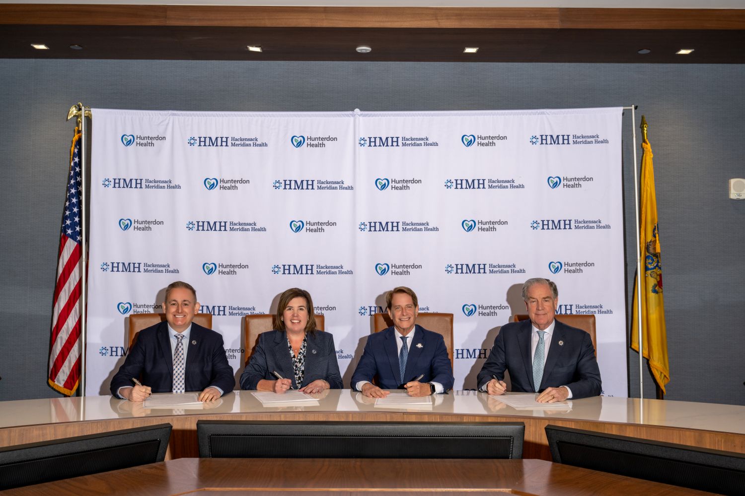 Leadership from Hunterdon Health and Hackensack Meridian Sign Definitive Agreement.