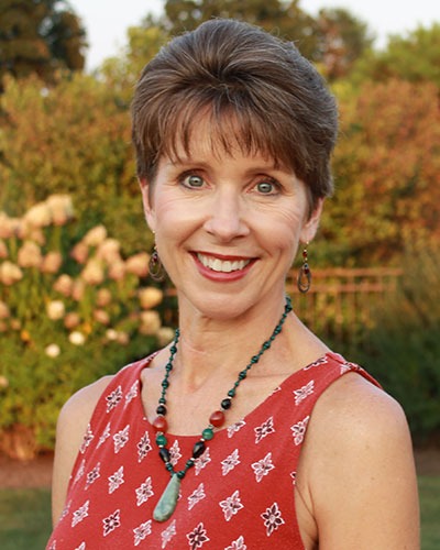 Dr. Laurie Turenne-Kolpan headshot