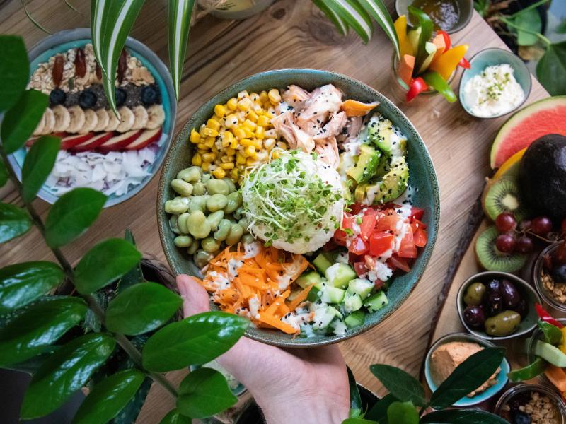 a picture of a healthy salad.