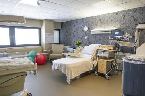 Maternity Pre Delivery Room