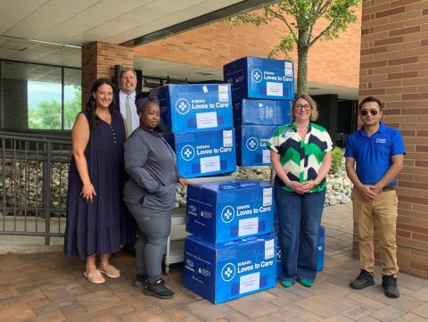 Ciocca Subaru donated blankets to Hunterdon Regional Cancer Center.