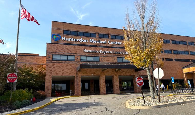 Hunterdon Regional cancer center front of building
